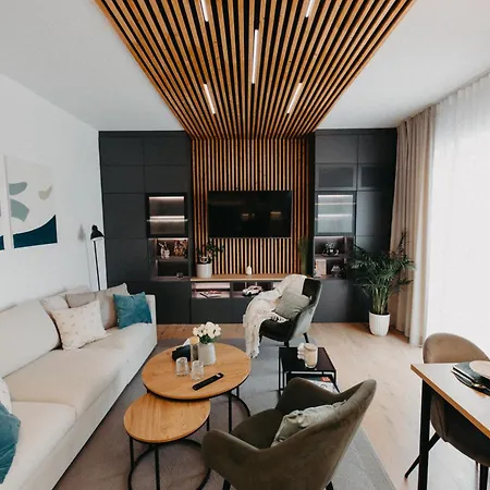 Apartment Le Lys Dor With Private Parking Kosice