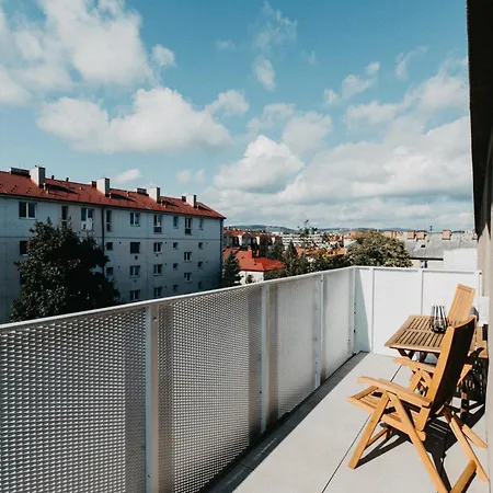 Appartement Le Lys Dor With Private Parking Košice